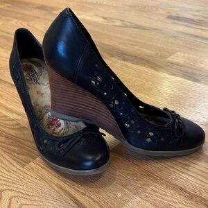 Seychelles Black and Brown Wedge Platforms